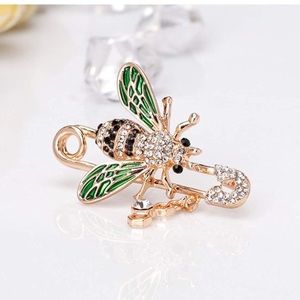 Crystal Bumblebee Brooch Safety Pin Lapel